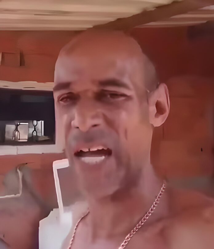 Matheus que estaria na frente da casa, teria proferido ameaças aos militares da Força Tática