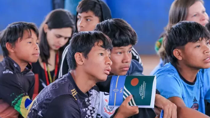 eb88034595e811368f6a9fdf0b845b763c639691