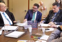 Pollon cobra Ministério da Justiça e articula solução para evitar colapso na renovação de registros de armas