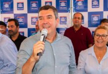 Pesquisa aponta liderança de Riedel e avanço de adversários na disputa pelo Governo de MS