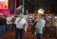 Riedel prestigia ‘Taboadão 2026’ e anuncia R$ 4 milhões para reativar escola agrícola