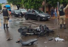 Motociclista de 21 anos fica ferido em acidente com carro na região central de Três Lagoas