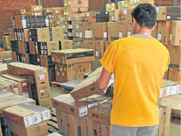 Foto: Correio do Estado/ArquivoEm razão da tributação adicional, muitas mercadorias compradas pela internet ficam retidas
