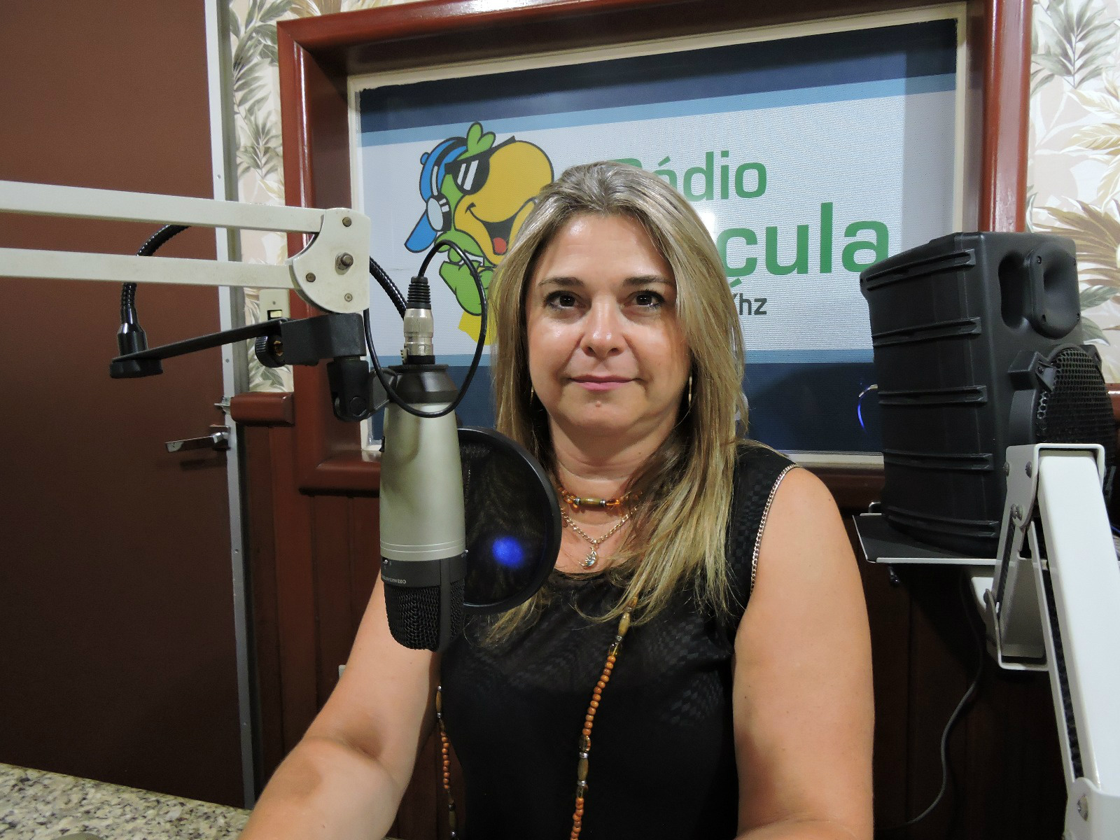 A Defensora Pública Dr. Rita de Cássia, falou sobre a importância da regularização de documentos, para quem possui contrato de gaveta. 