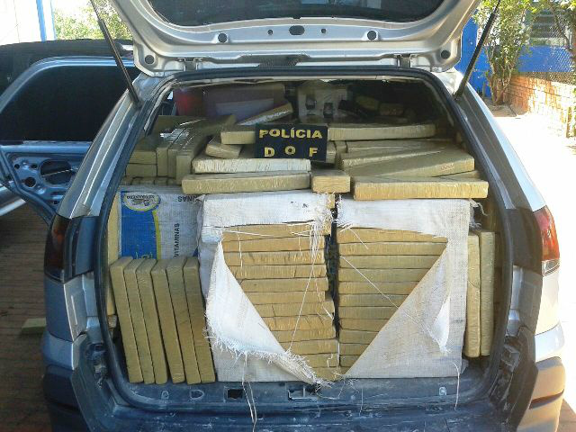 Drogas apreendidas pelo Policiais do Departamento de Operações de Fronteira – DOF no domingo (19) na BR 060 próximo a Bela Vista MS.