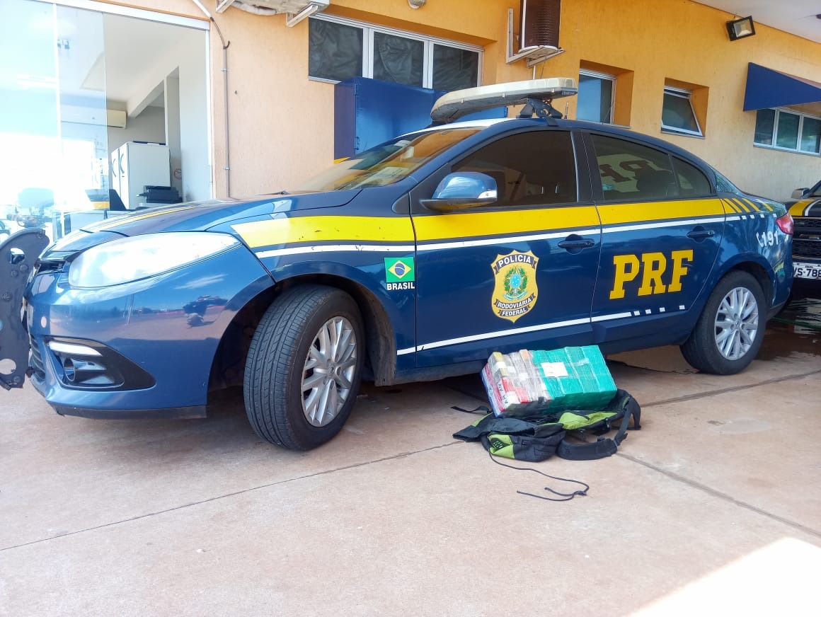 Menor afirmou que pretendia levar a droga para Campinas (SP). Foto: Divulgação/ PRF.