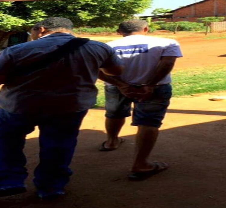 O autor foi encaminhado para a Delegacia de Atendimento à Mulher (DAM), onde a Autoridade Policial ratificou a voz de prisão por violência doméstica. Foto: Polícia Civil.