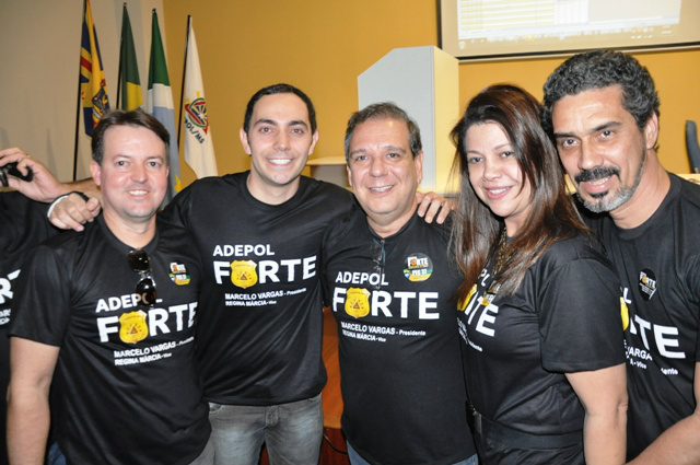 A diretoria eleita conta também com os delegados Regina Márcia Rodrigues (1º vice-presidente), Adriano Garcia Geraldo (1º tesoureiro) e Maria de Fátima Rezende (2º tesoureiro).Foto: Assessoria. 