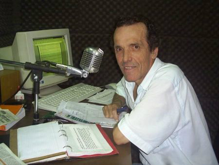 Édipo foi um dos pioneiros no estilo policial agressivo e contundente, até hoje usado por muitos profissionais do rádio e televisão na região de Araçatuba.Foto: Divulgação 