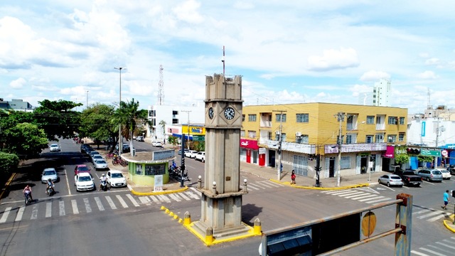 Selvíria Inaugura Iluminação Natalina com passeio na carreta