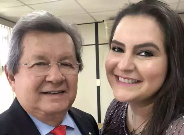 Onevan de Matos faleceu na semana passada; Rhaiza Matos representará o pai no segundo turno (Foto: Arquivo)
