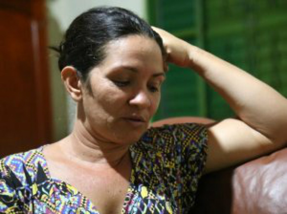Nilma Fernandes se emociona ao falar do pai (Foto: Alcides Neto)