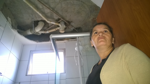 Mãe das meninas recebeu a reportagem da Rádio Caçula e contou como tudo aconteceu. (Fotos: Rádio Caçula).