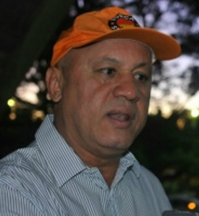 Carlos Alberto Assis diz que maioria aceitou reajuste linear. (Foto: Alcides Neto)