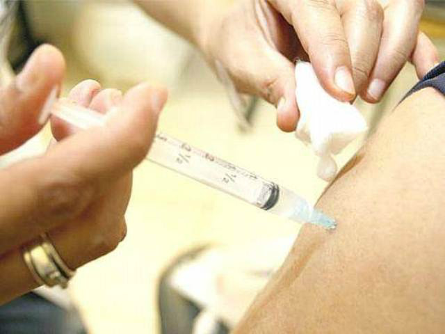 A doença pode se desenvolver de forma sintomática ou assintomática, sendo responsável por um grande número de casos de cirrose hepática e carcinoma hepático, em decorrência da infecção crônica.Foto: Assessoria