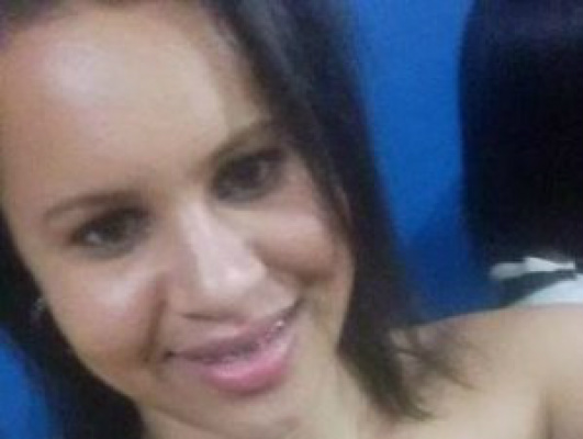 Renata sofreu AVC aos 22 anos. (Foto: Facebook)