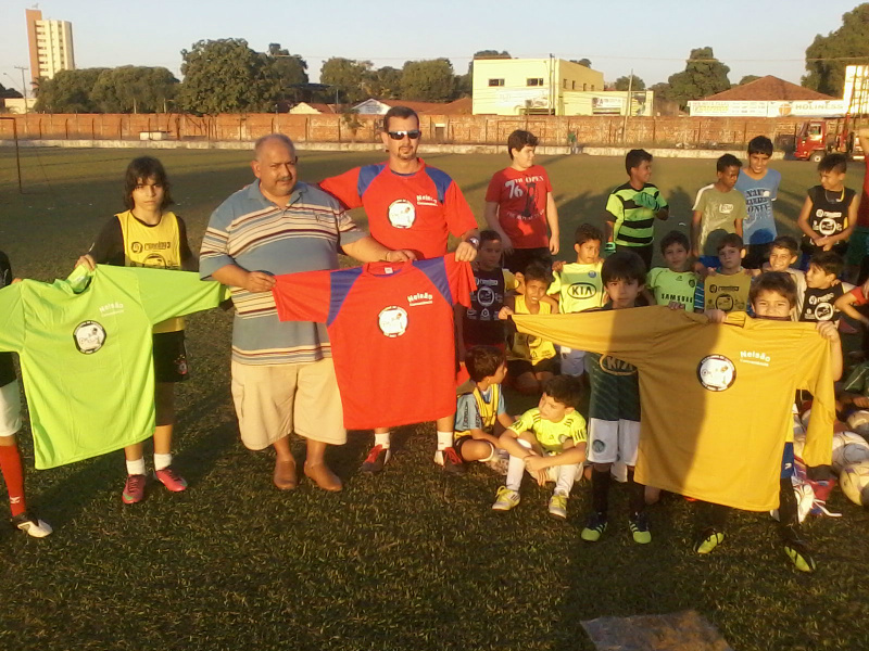 A brilhante atuação na Copa Sulamérica em Diamantina, foi um dos motivos pela entrega do 3º jogo de camisas à equipe.Foto: Rádio Caçula 