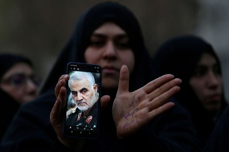 Iranianos protestam contra morte do general Soleimani - Reuters/Divulgação