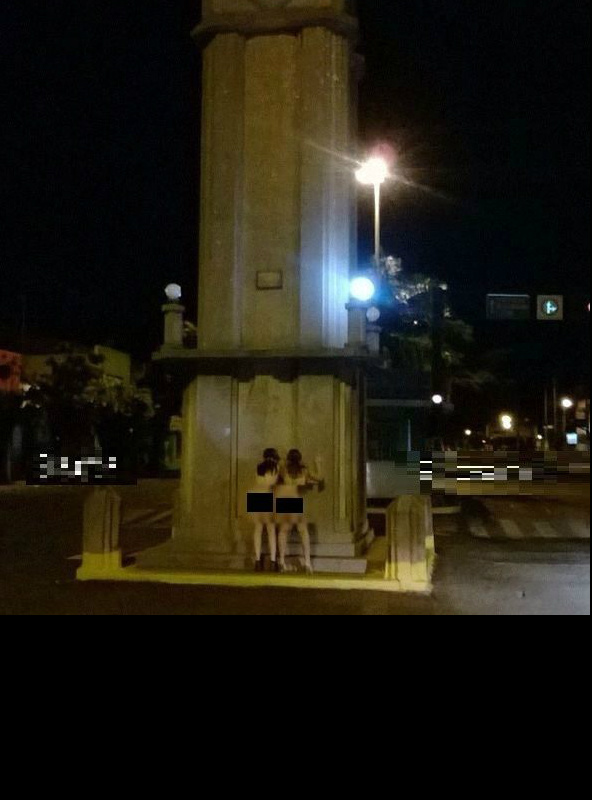 As garotas tiraram fotos em diversos pontos da cidade.Foto: Reprodução