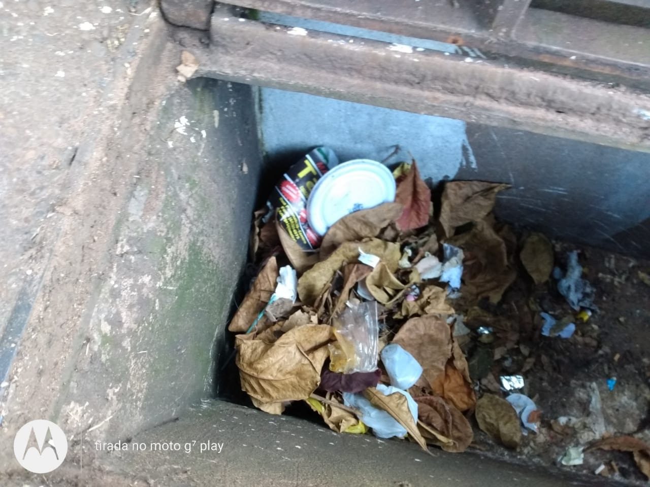 Bueiro na Rua Antônio Trajano. Foto: Prefeitura.