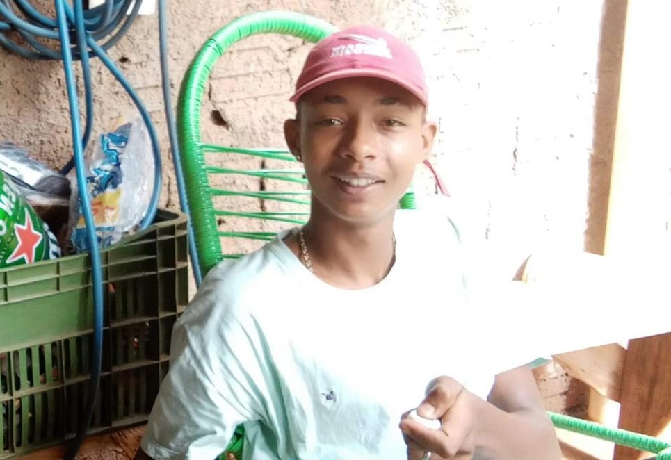 Fabiano teria saído na companhia do amigo Lucas, por volta das 8h30 da manhã. Foto: Arquivo pessoal.