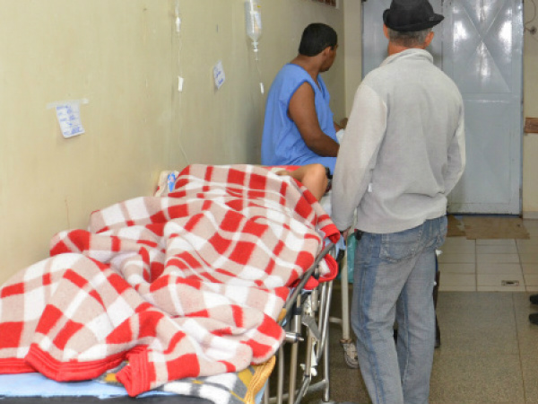 Município não consegue atender a justiça e pacientes ainda são encontrados pelos corredores.Foto: Fátima News