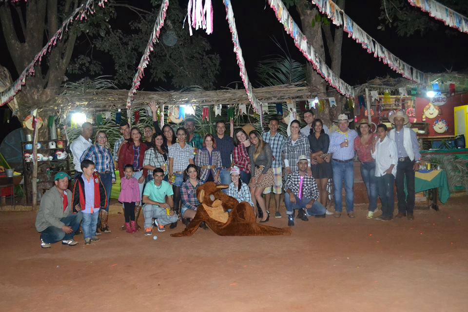 Colaboradores da Honda Mototrês se divertem em Festa Junina da empresa