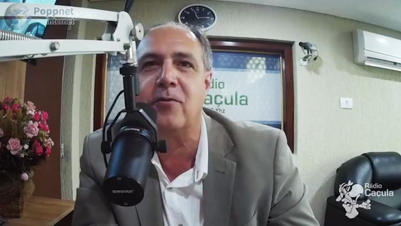 Durante entrevista concedida à Rádio Caçula, o procurador do Município Luis Henrique Gusmão explicou que a análise documental feita por técnicos da União confirmar a matrícula da Prefeitura para área da região da Feira Central. Foto: Rádio Caçula.
