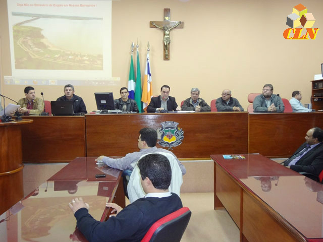 A audiência foi para tratar da localização do emissário de esgoto. Foto: Reprodução 