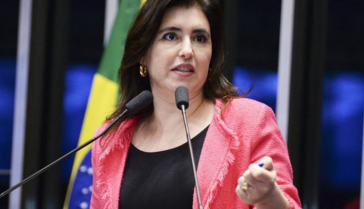 Eleita para mandato de 8 anos, emedebista fica no Congresso até 2023 (Foto: Jefferson Rudy/Agência Senado)