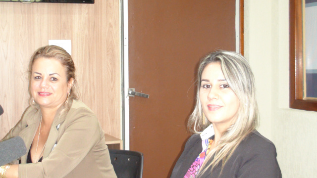 Meire Medeiros (à esquerda) e Lu. Foto: Rádio Caçula.