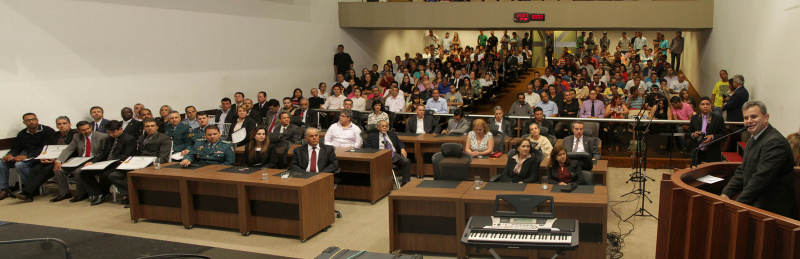  Wagner Guimarães/ALMSPastor Fabiano Loureiro e Plenário.