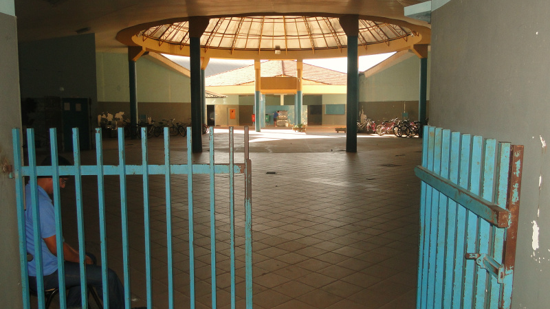 Até o fechamento desta edição, às aulas continuam normalmente na Escola João Ponce de Arruda.Foto: Rádio Caçula