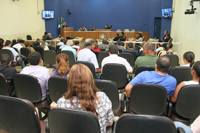 Sessão da Câmara Municipal de Três Lagoas realizada na noite de ontem (1).