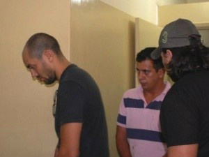 Márcio (de preto) e Rafael (listras) foram apresentados à imprensa. (Foto: Luciana Brazil)