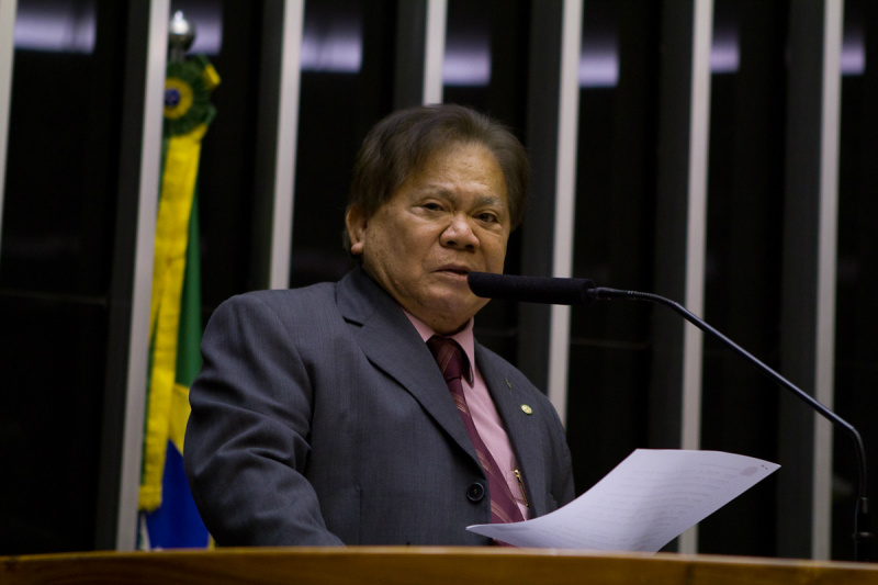 O parlamentar sul-mato-grossense explica por 15 minutos, o teor do Projeto de Lei 5944/2013, de sua autoria, que reabre por 180 dias o prazo para pagamento e parcelamento dos débitos tributários. Foto: Assessoria