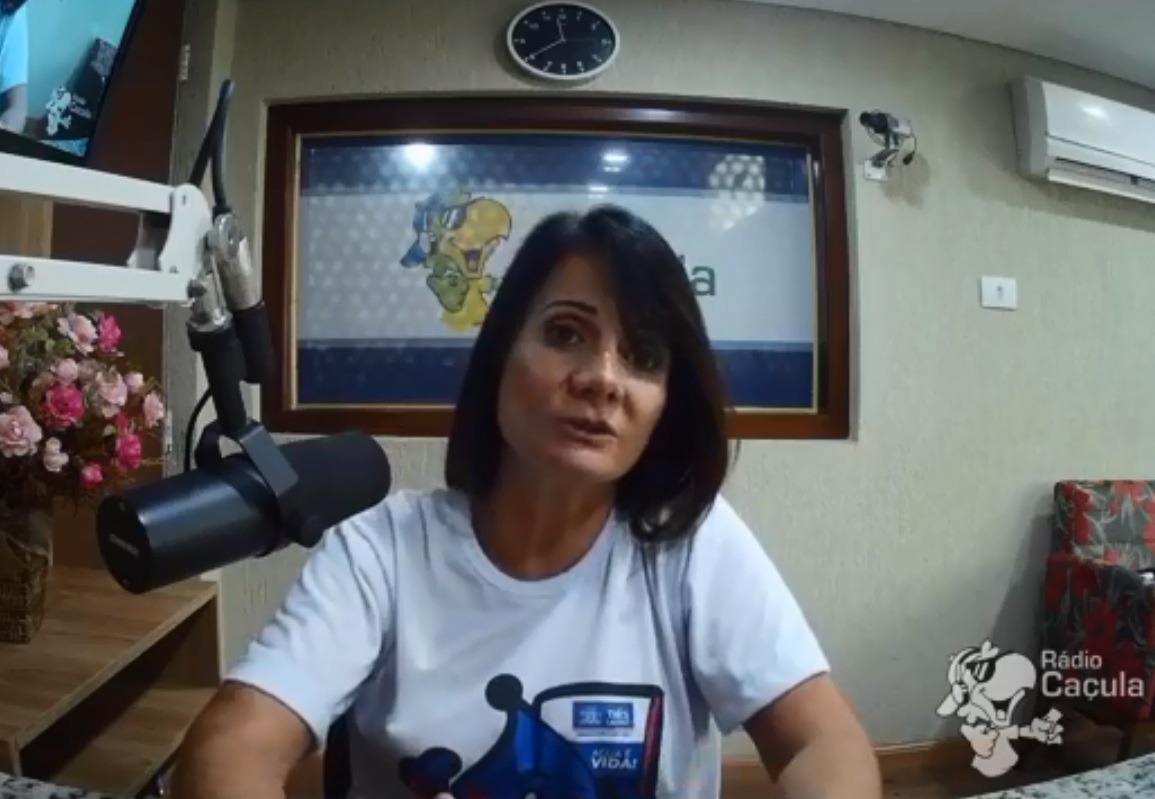 Gisleine Saiar, Bióloga, Coordenadora de Vigilância em Saúde Ambiental  - Linha Direta 22.03.2019 - Rádio Caçula FM 96,9