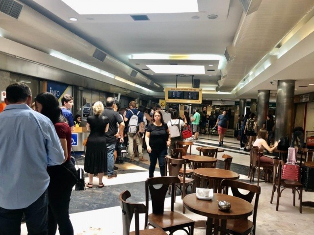 O Aeroporto Internacional de Campo Grande (foto), mais os aeroportos de Corumbá e Ponta Porã terão alertas sobre o vírus (Foto: Campo Grande News/Arquivo)