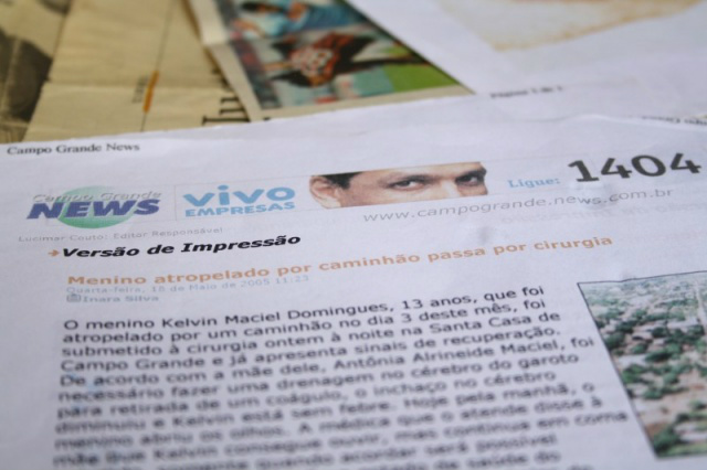 Dona Neide têm até hoje as matérias do Campo Grande News sobre o acidente guardadas. Impressas em sulfite, palavras que davam notícia ao público e era relento da mãe, que viu na imprensa, amigos