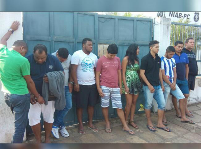 10 pessoas foram presas no Villa Mix em Goiânia (Foto: Diário de Goiás)