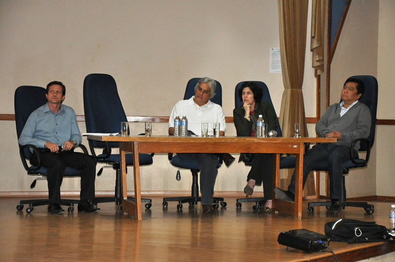 A palestra foi ministrada pelo senador Delcído do Amaral do PT.Foto: Assessoria