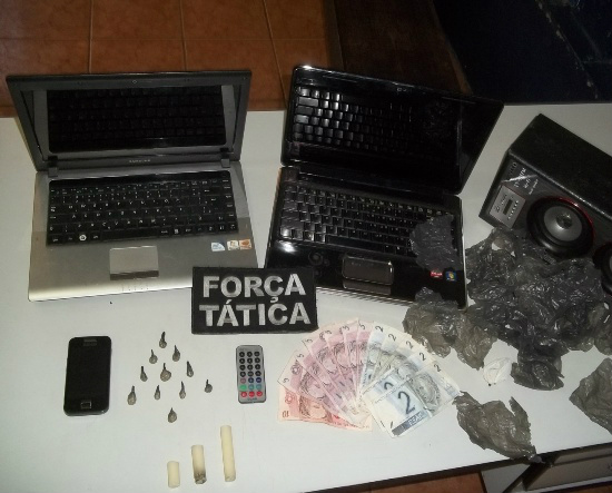 Objetos apreendidos pela polícia.Foto: 8°BPM de Nova Andradina