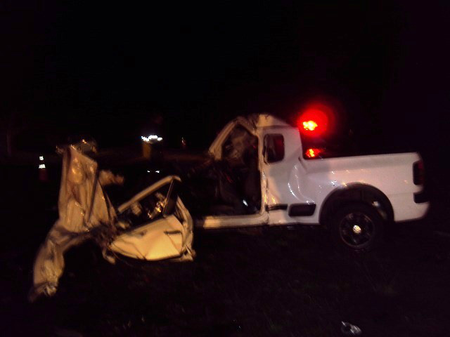 Saveiro ficou bastante danificada 