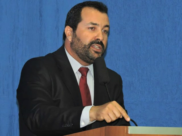 Bazé quer instituir a Semana Municipal de Valorização do Educador e criar a Comenda “Professor Comprometido”