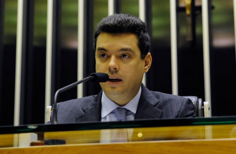 Walter Alves: categoria S favorece população com baixo grau de instrução (Foto: Maryanna Oliveira/Câmara dos Deputados)