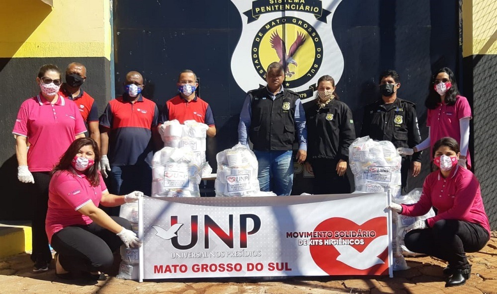 Como parte das ações de assistência religiosa, reeducandos recebem 4,5 mil kits de higiene pessoal - Fotos: Divulgação / Agepen