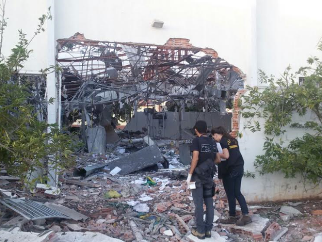 Prédios foram alvo de tiros em Sonoro (Foto: Polícia Civil de MS / Divulgação)