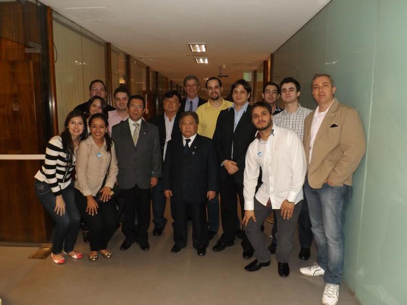 Comitiva de Acadêmicos e Médicos de MS, em Brasília.