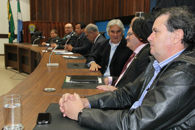 Atendendo a um pedido do Deputado Eduardo Rocha técnicos irão discutir ferrovia em Três Lagoas. Foto: Assessoria