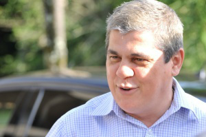Novo presidente do TCE, Waldir Neves suspendeu demissão de diretor. (Foto: Alcides Neto)